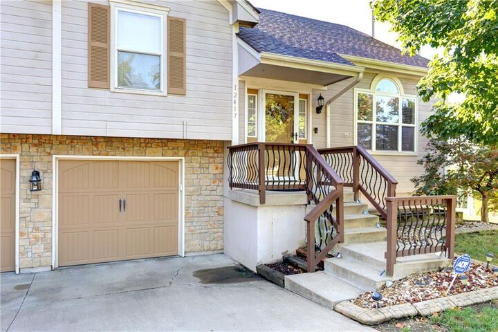 Property Photo:  12417 E 58th Terrace  MO 64133 