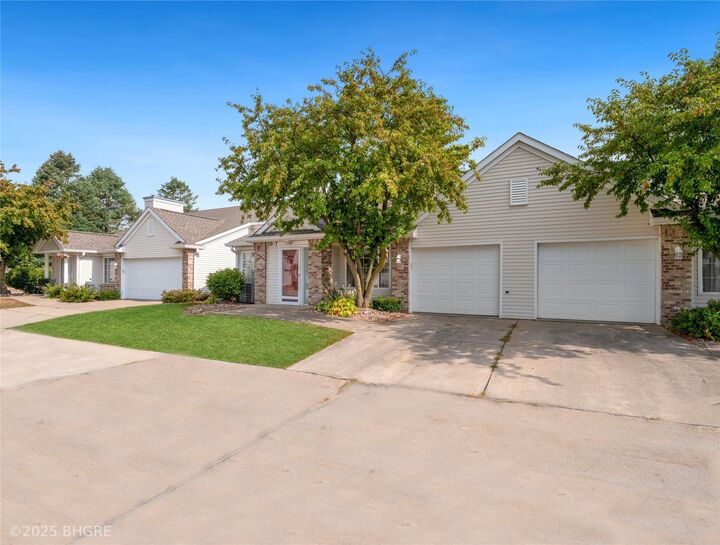 Property Photo:  110 NW Georgetown Boulevard 7  IA 50023 