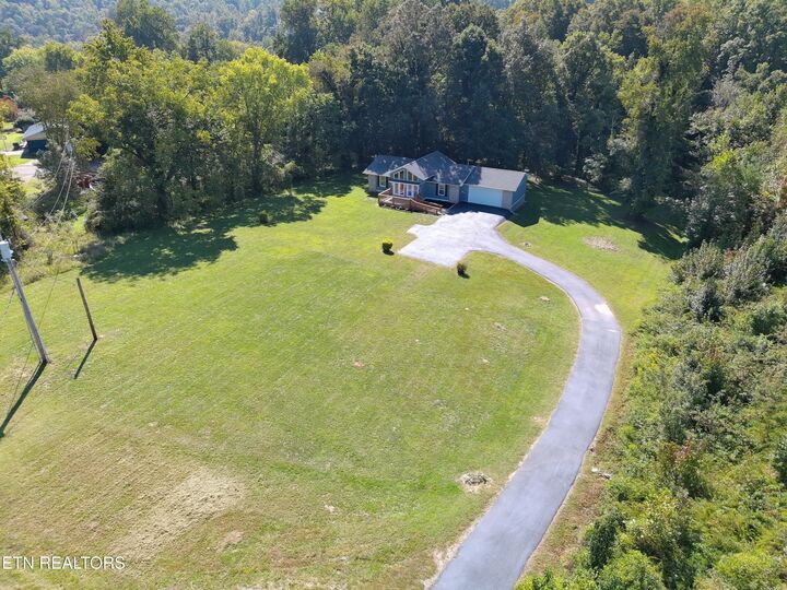 Property Photo:  1723 Roane State Hwy  TN 37748 