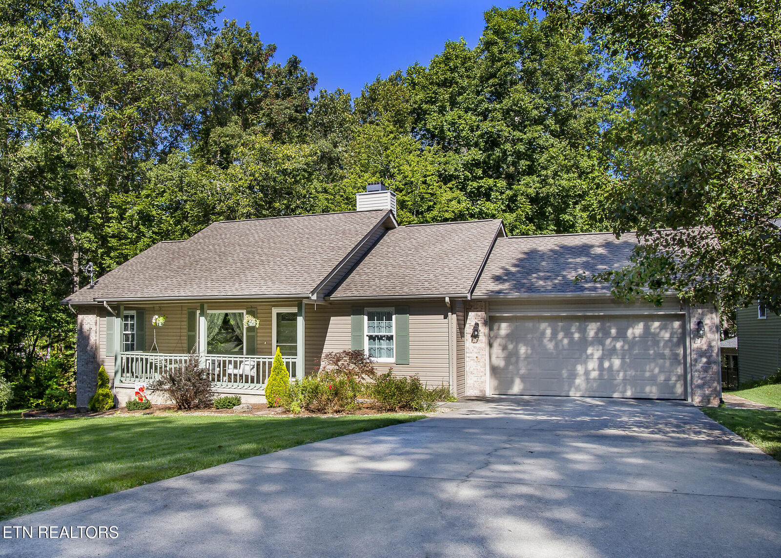 Property Photo:  175 Delbridge Lane  TN 38558 