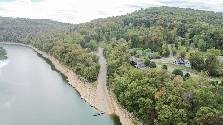 Property Photo: 2650 Roberts Bend Road KY 42519