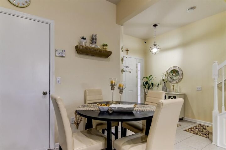 Property Photo:  26642 Castleview Way  FL 33544 