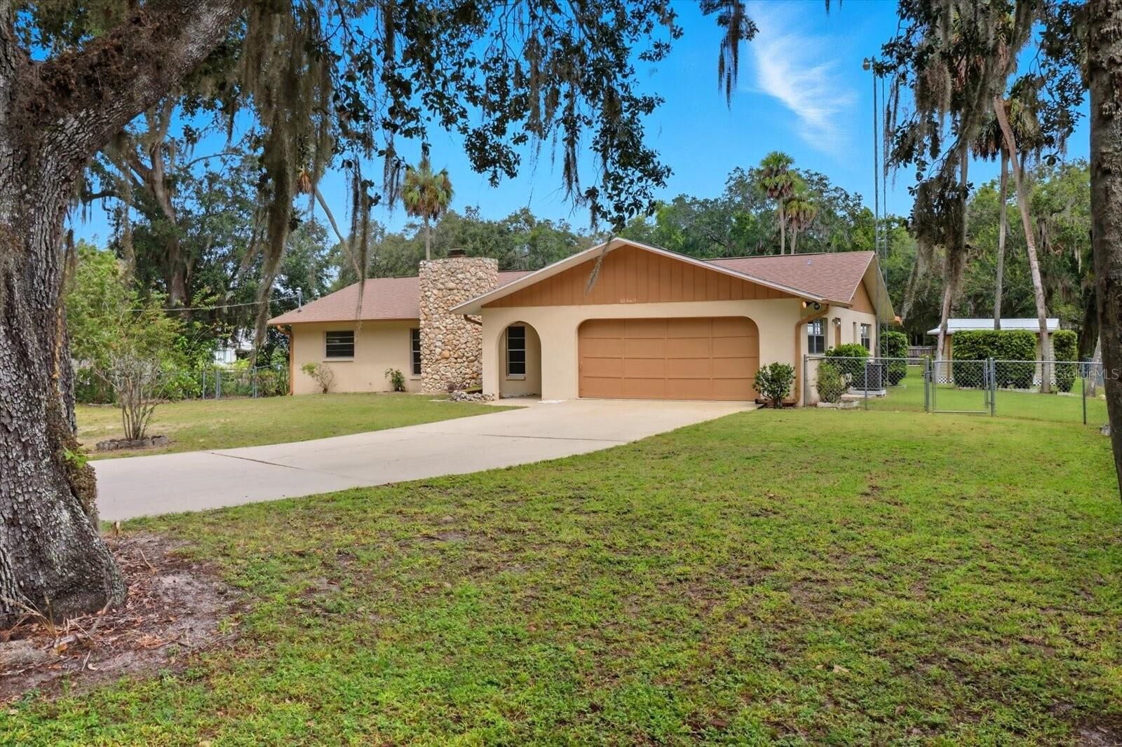 Property Photo:  10469 W Main Street  FL 34448 