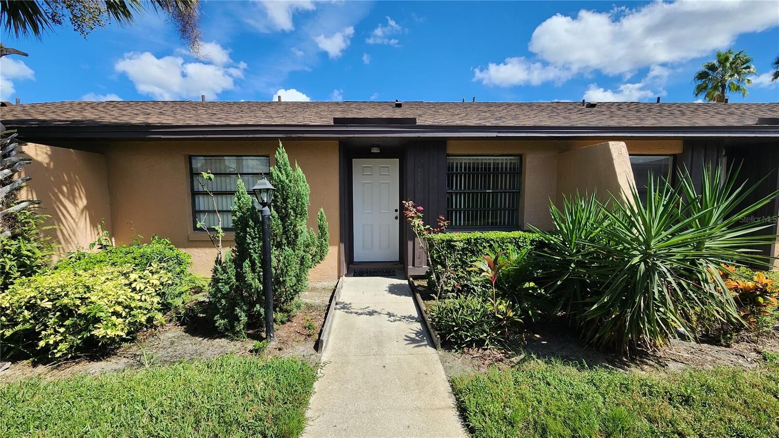 Property Photo: 2211 Margarita Court FL 34741