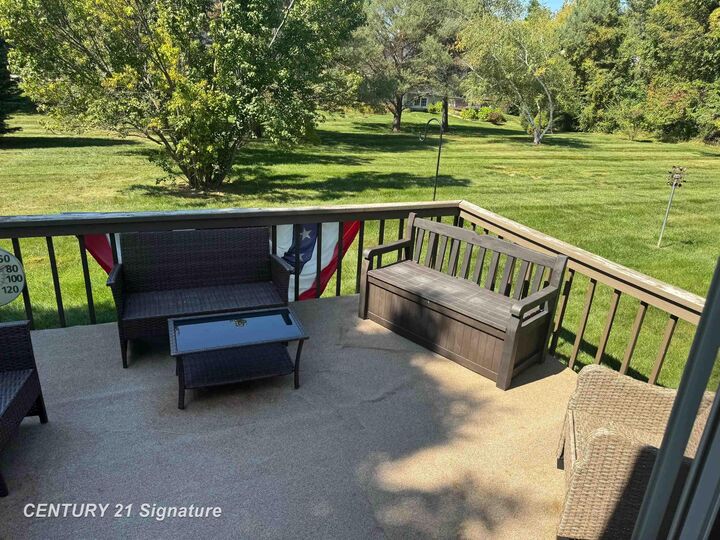 Property Photo:  6346 Squire Lake Drive Unit 33 Bldg 99  MI 48433 