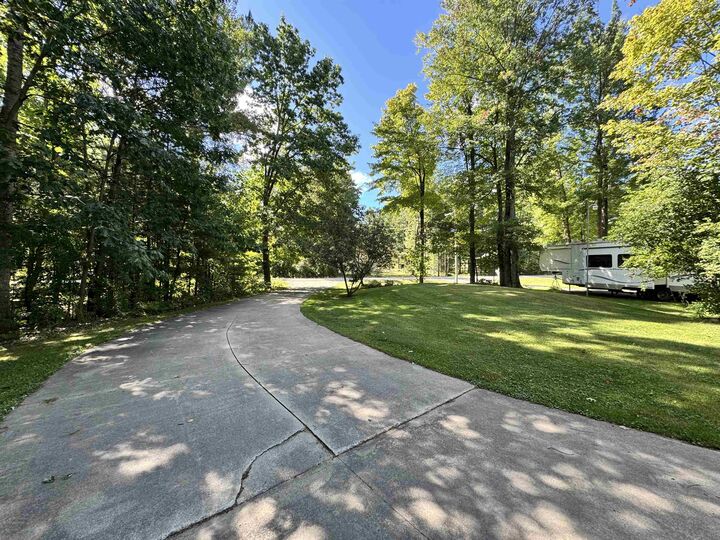 Property Photo:  41 W River Drive  MI 48624 