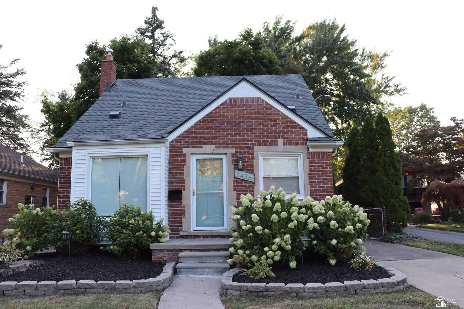 Property Photo:  3436 Bennett Street  MI 48124 
