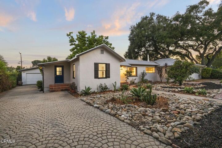 Property Photo:  1182 Lake Avenue  CA 93023 