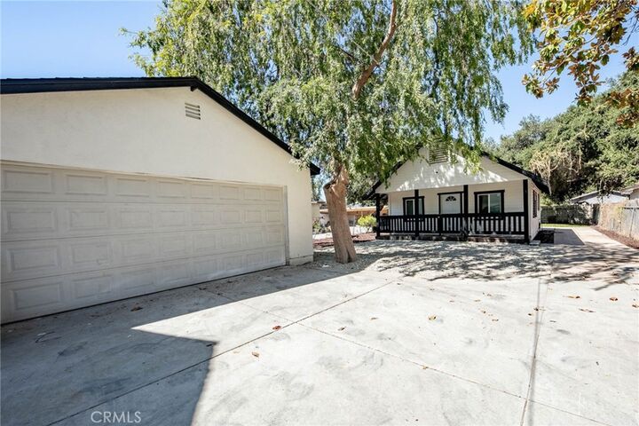 Property Photo:  1737 El Sereno  CA 91103 
