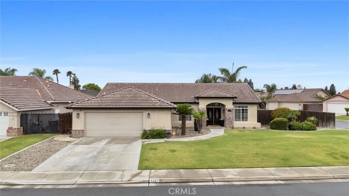 Property Photo:  5407 Southshore  CA 93312 