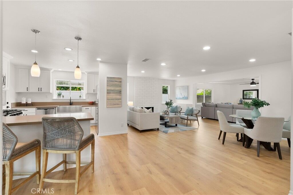 Property Photo:  6022 Larchwood Drive  CA 92647 