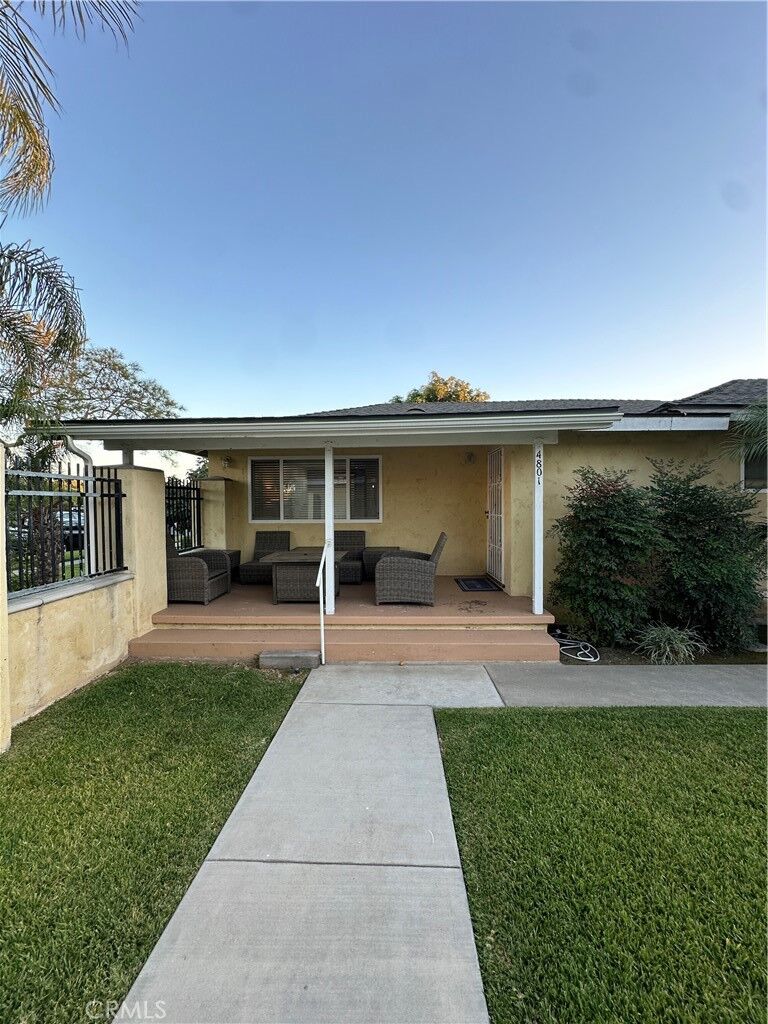 Property Photo:  4801 Clark Ave 1  CA 90808 