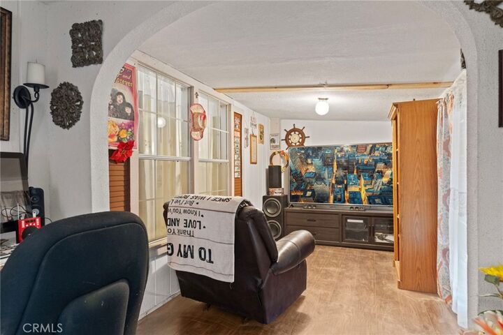 Property Photo:  11676 11676 Acanthus  CA 92371 