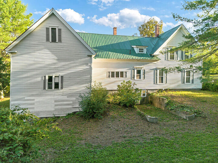 Property Photo:  21 Hathaway Hill Road  ME 04253 