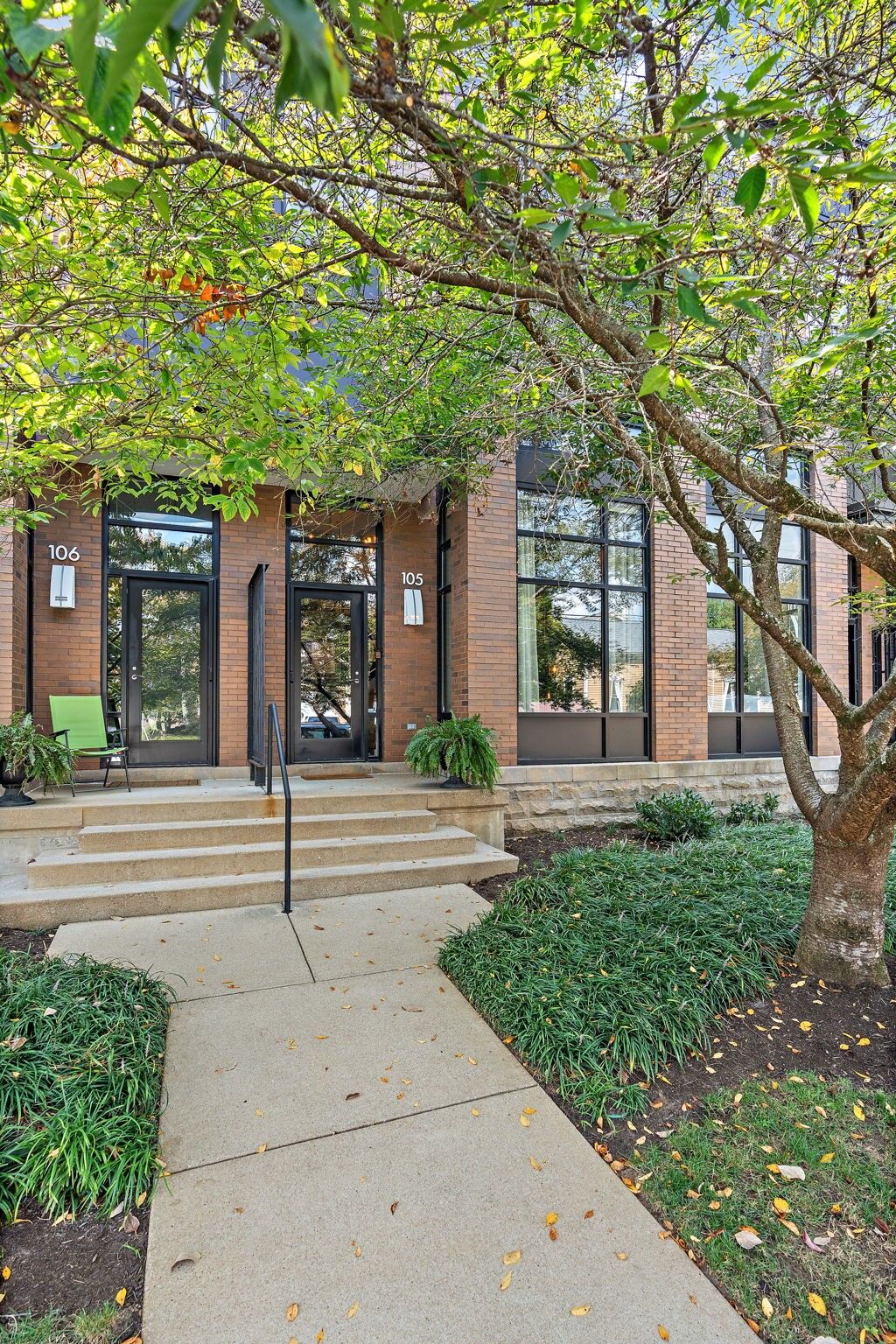 Property Photo:  1100 Russell St 105  TN 37206 