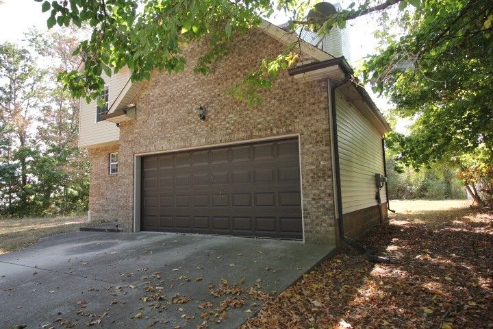 Property Photo:  68 Seminole Trl  TN 37042 
