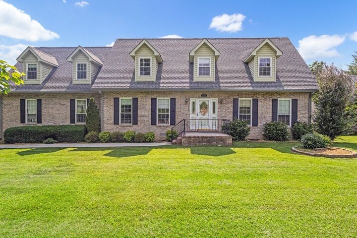 Property Photo:  220 Winton Way Rd  TN 37355 