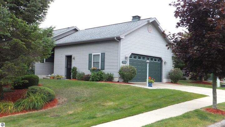 Property Photo:  3763 Creekside Drive 29  MI 49684 