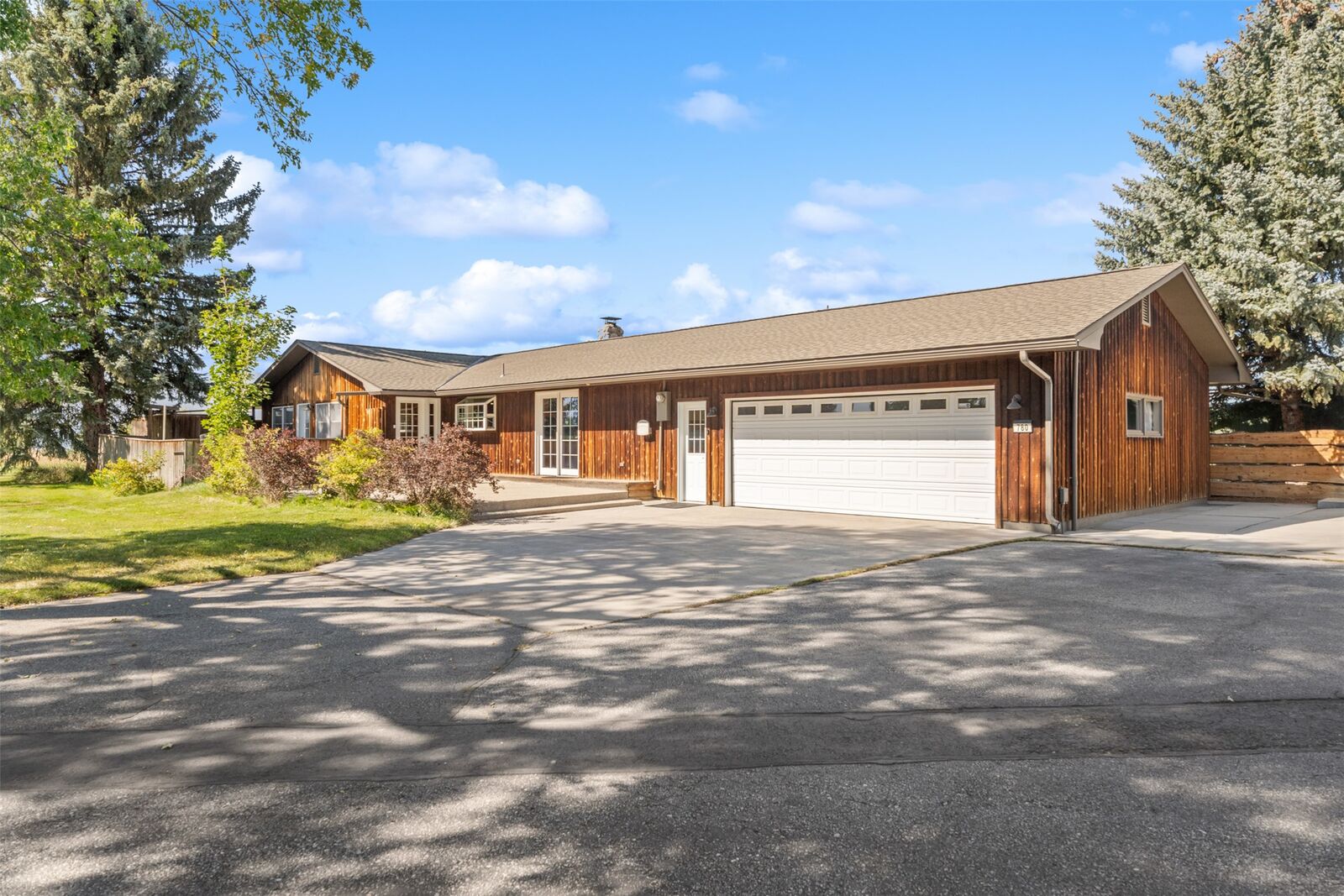 Property Photo:  780 Mason Lane  MT 59828 