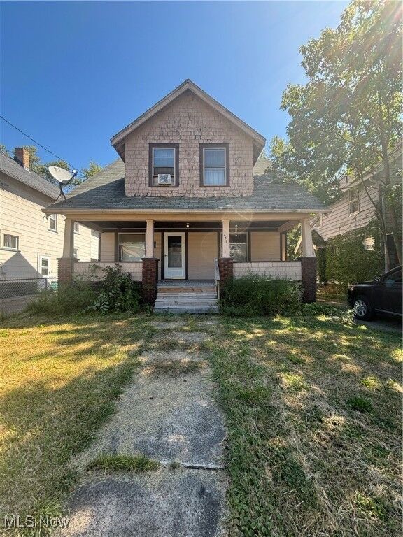 Property Photo:  451 Homewood Avenue SE  OH 44483 