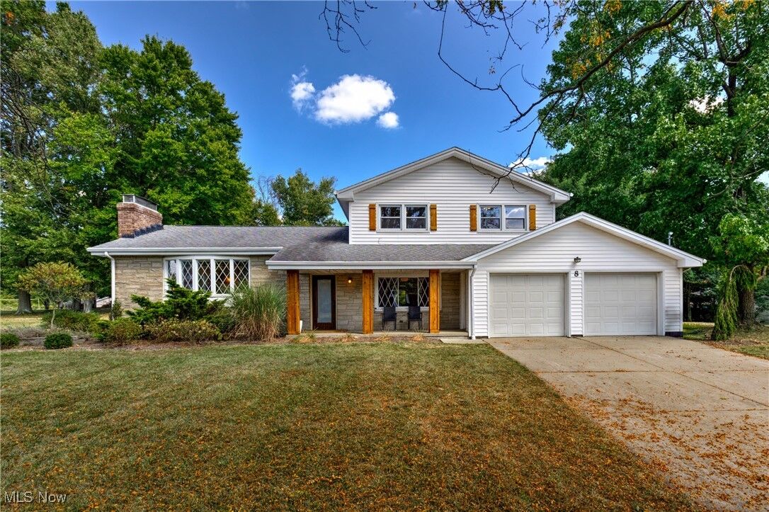 Property Photo:  8 Centennial Drive  OH 44514 