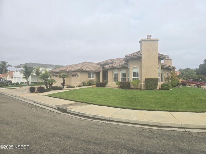 Property Photo:  633 W Ballestral Avenue  CA 93455 