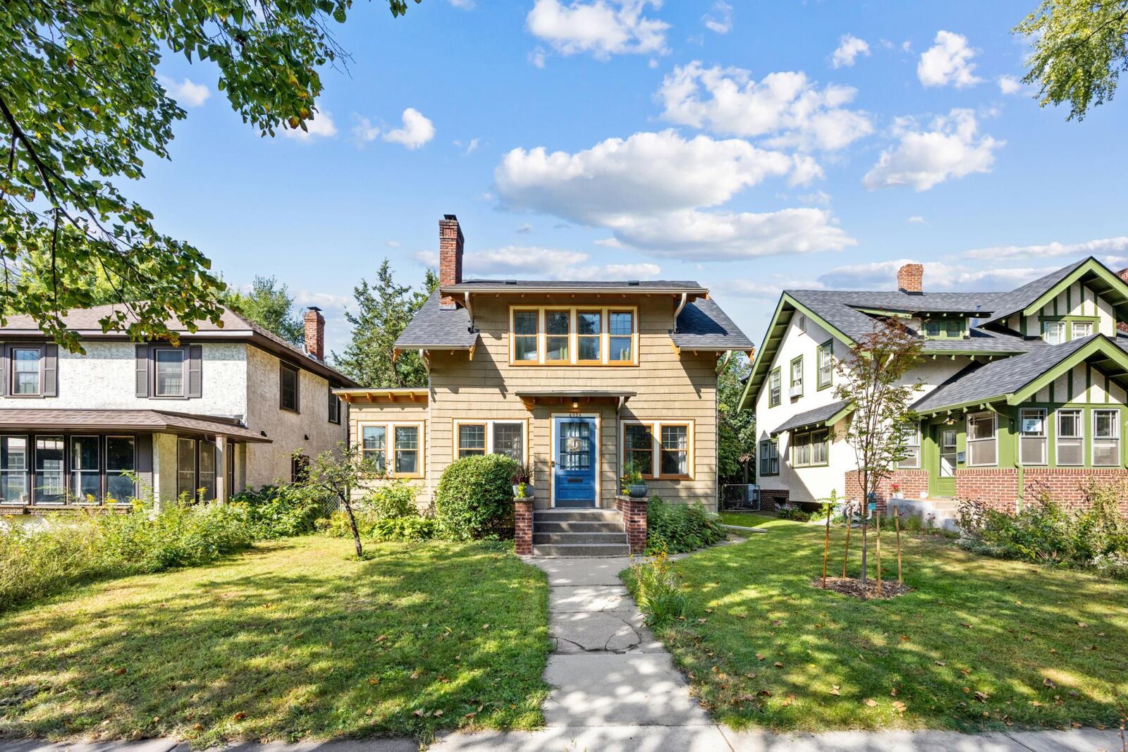 Property Photo: 4024 Oakland Avenue MN 55407