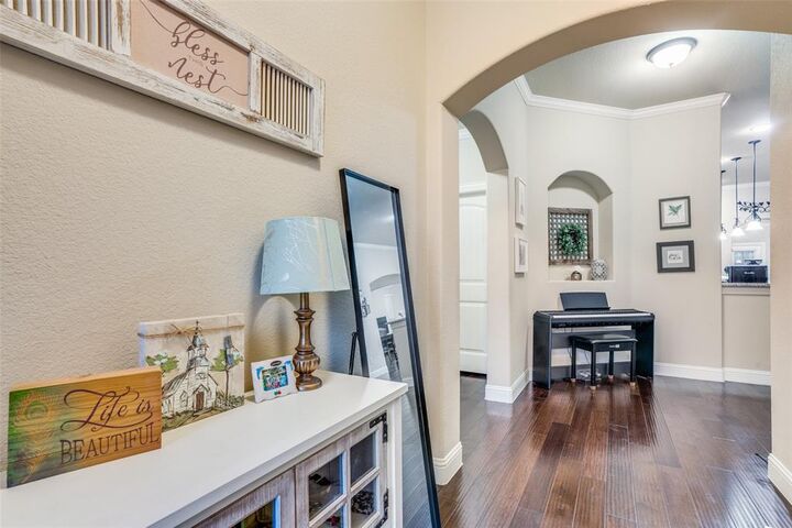 Property Photo: 10409 Musketball Place TX 75072