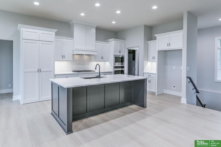 Property Photo:  5438 N 212th Street  NE 68022 