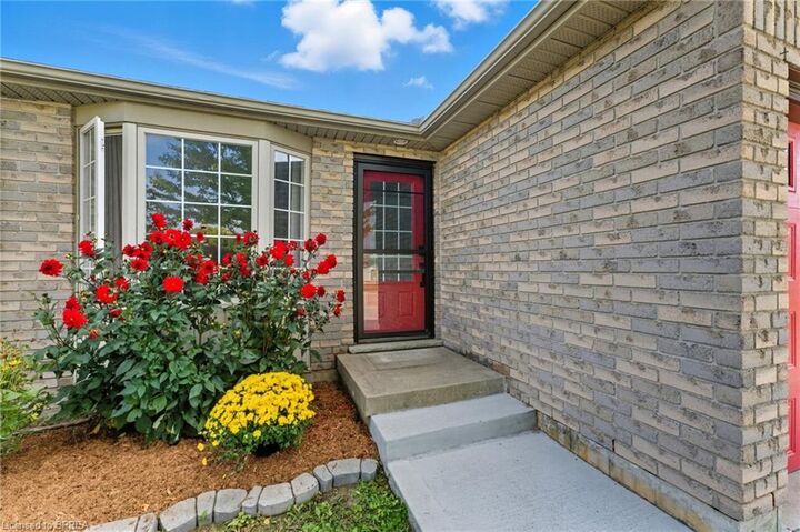 Property Photo:  113A Whitlaw Way  ON N3L 4C8 
