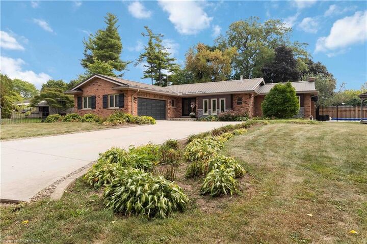 232 Paris Road E  Brantford ON N3R 1J4 photo