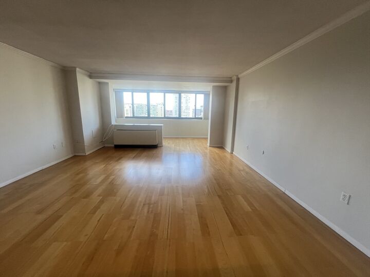 Property Photo:  9 Hawthorne Place 12B  MA 02114 