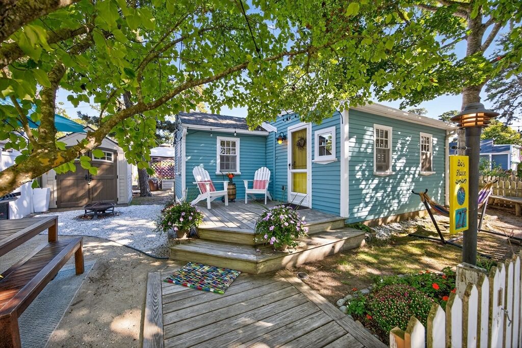 Property Photo:  262 Old Wharf Road 27  MA 02639 