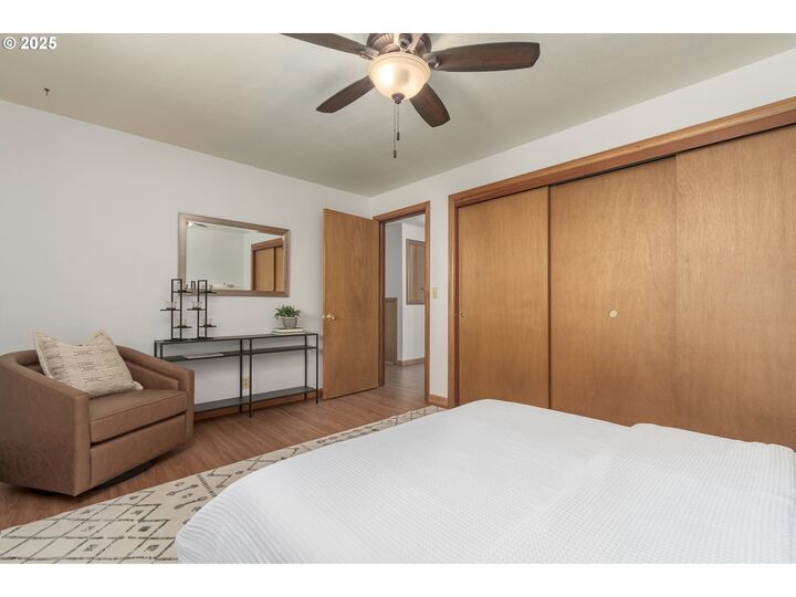 245 W 30th Ave  Eugene OR 97405 photo