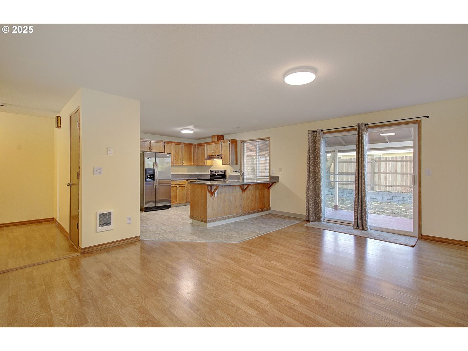 Property Photo:  14801 NE 51st St  WA 98682 