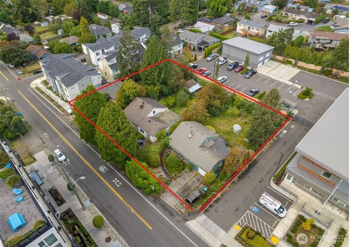 Property Photo:  1222 NE 180th Street  WA 98155 