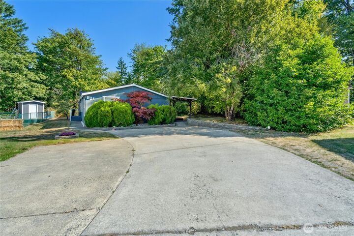 Property Photo: 31600 126th Avenue SE E-21 WA 98092