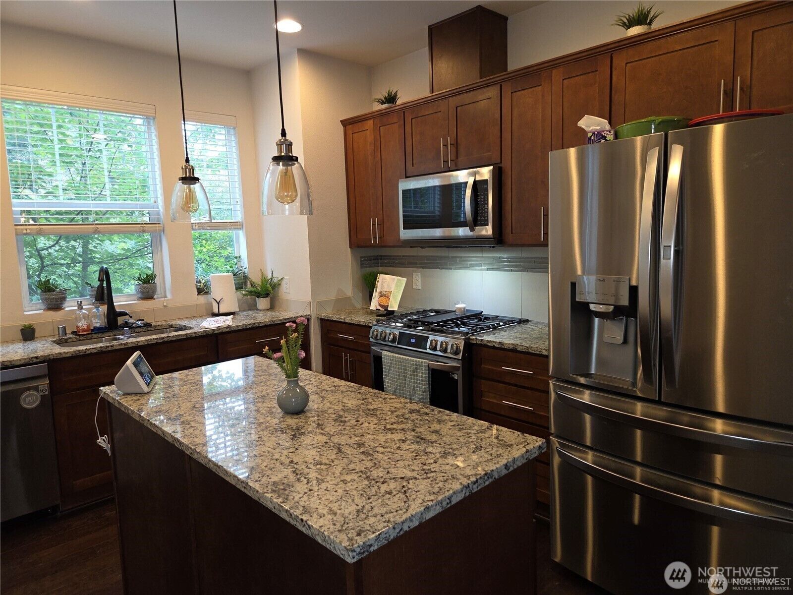 Property Photo:  11004  20th Drive SE  WA 98208 