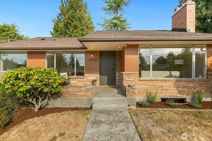 Property Photo: 3430 40th Avenue W WA 98199