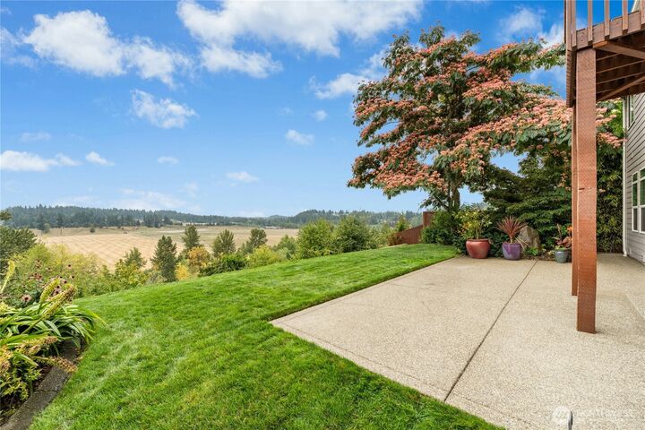 Property Photo: 19708 82nd Street Ct E WA 98391
