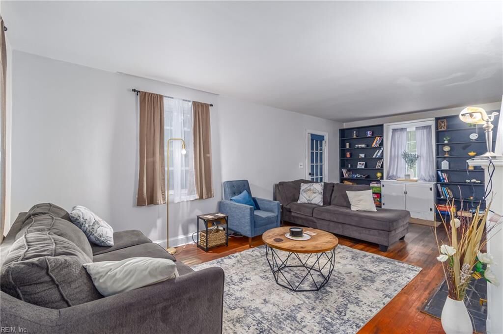 Property Photo:  937 Dogwood Ter  VA 23502 
