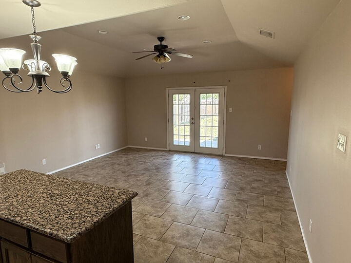 Property Photo:  1518 Mayse Street  TX 76903 