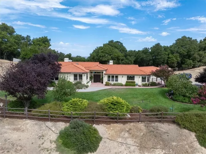 2955 San Fernando Road  Atascadero CA 93422 photo