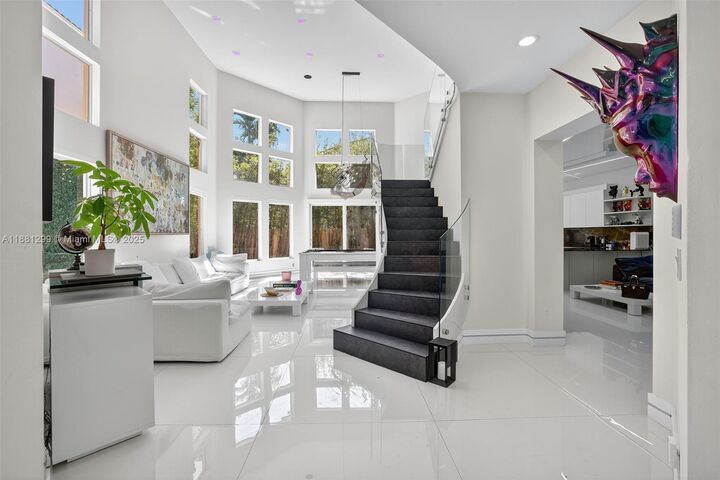 3710 NE 208th Ter  Aventura FL 33180 photo