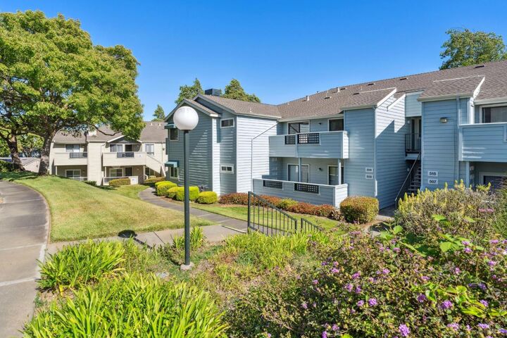 Property Photo:  1201 Glen Cove Parkway 514  CA 94591 