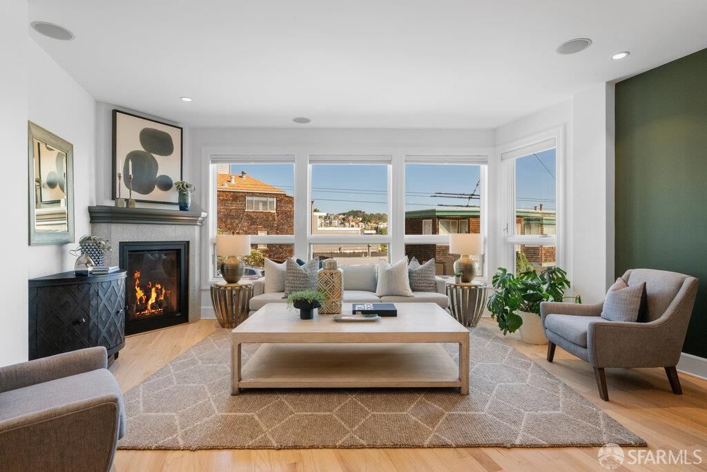 Property Photo:  1467 Clayton Street  CA 94114 