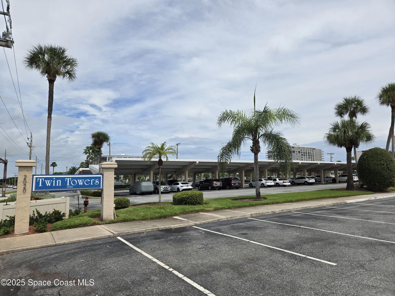 Property Photo: 2020 N Atlantic Avenue FL 32931