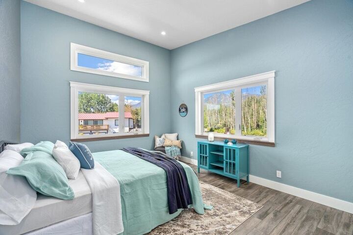 Property Photo: 494 Snug Harbor Rd ID 83864