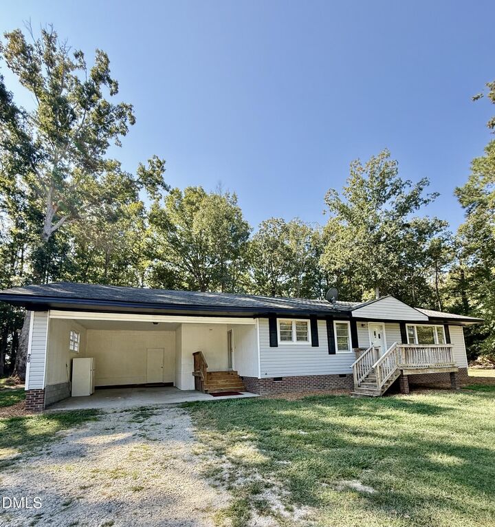 Property Photo:  20 Acer Way  NC 27597 