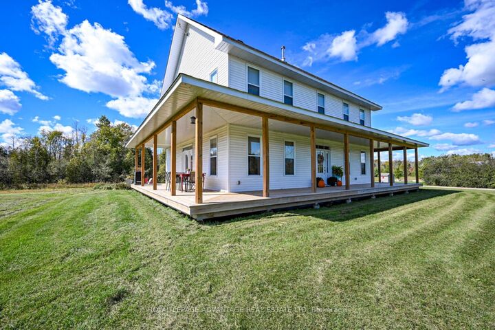 Photo de la propriété: 455 Churchill Road ON K7A 4S4